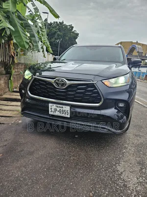 Toyota Highlander 2022 Black