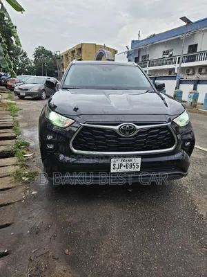 Toyota Highlander 2022 Black