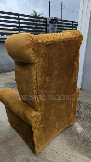 Single Sofa