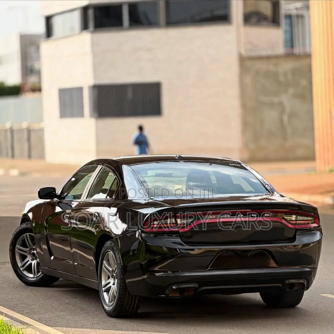 Dodge Charger SXT 2013 Black