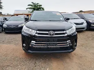 Toyota Highlander XLE 2019 Black