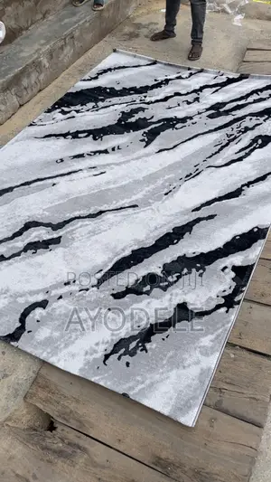 7x10 Black and Grey Luvi Turkish Rug