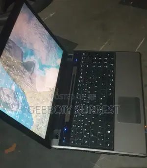 Laptop Acer Aspire 5820TG 4GB Intel Core i5 HDD 500GB
