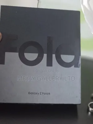 New Samsung Galaxy Z Fold4 512 GB Black