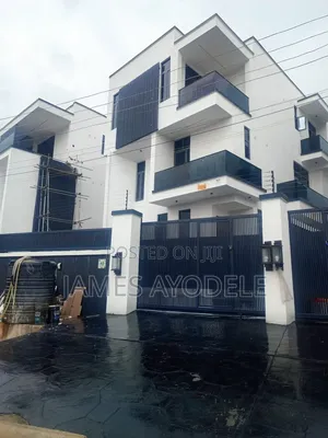 4bdrm Duplex in Ogudu Gra for rent