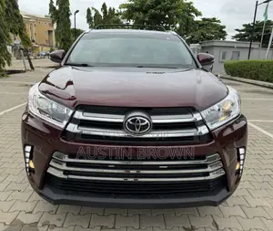 Toyota Highlander XLE 4dr SUV AWD (3.5L 6cyl 6A) 2015 Maroon