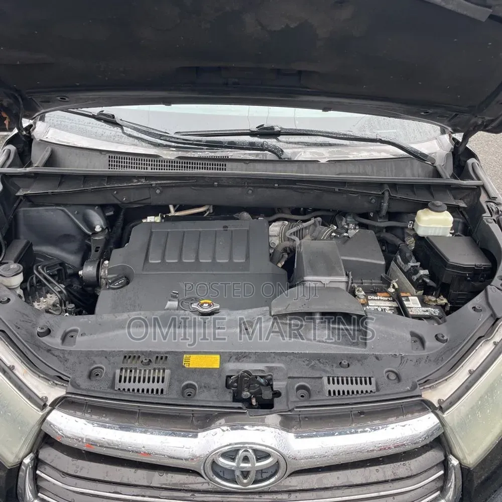 Toyota Highlander 2015 Silver