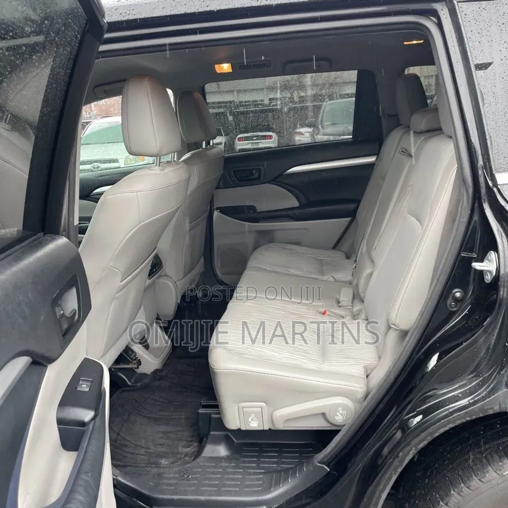 Toyota Highlander 2015 Silver