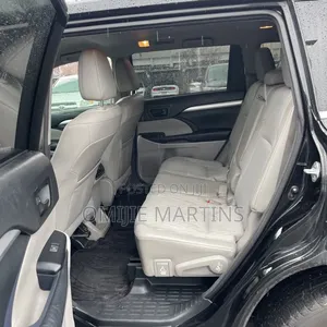 Toyota Highlander 2015 Silver