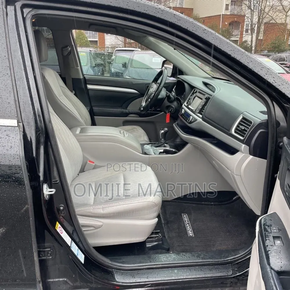 Toyota Highlander 2015 Silver