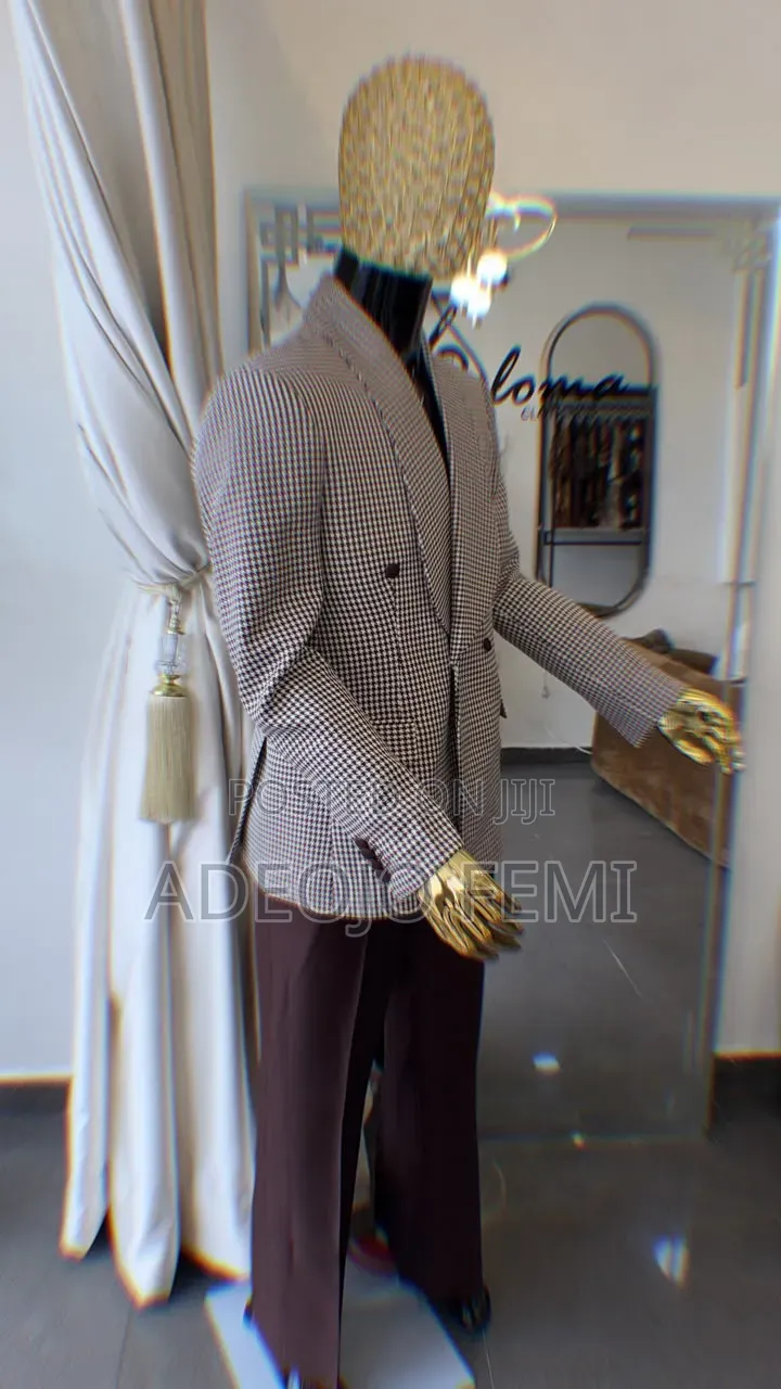 Houndstooth Double Breasted Suit