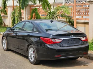 Hyundai Sonata GLS Sedan FWD (2.4L 4cyl 6A) 2013 Black