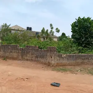1plot at Laaga Elepe Along Ijede Road