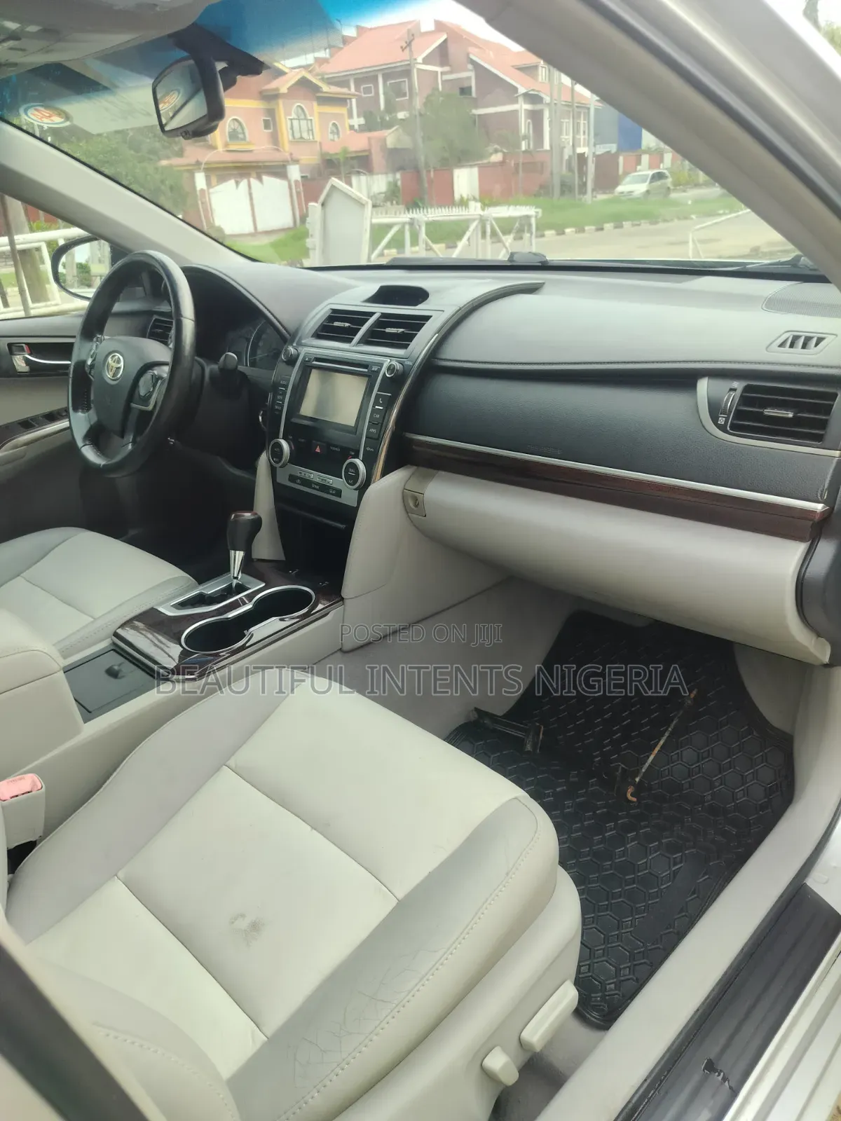 Toyota Camry 2013 Silver