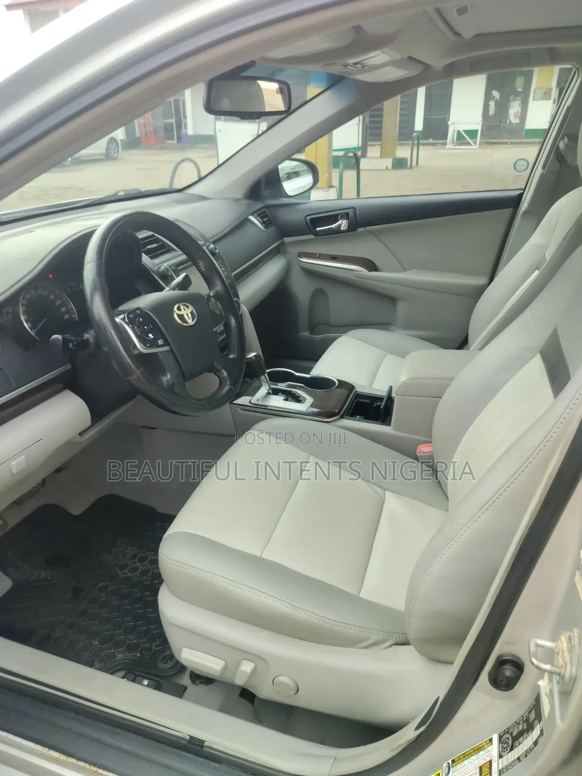 Toyota Camry 2013 Silver