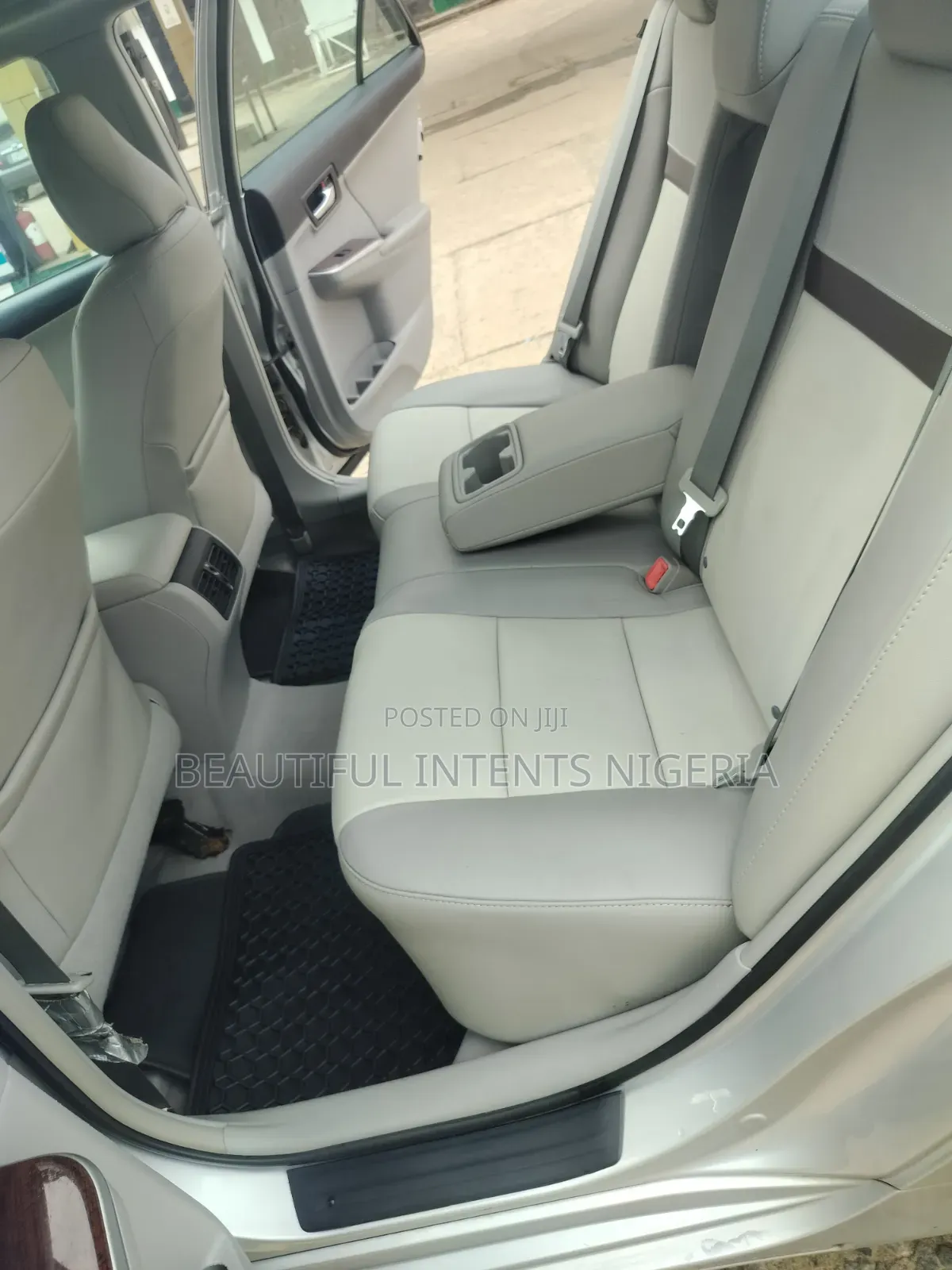 Toyota Camry 2013 Silver