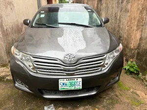 Toyota Venza 2010 Gray