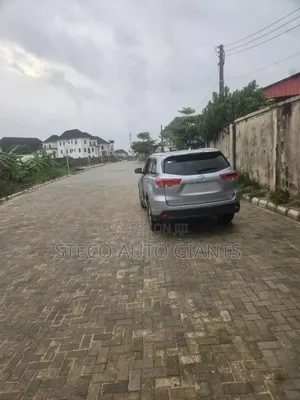 Toyota Highlander 2015 Silver