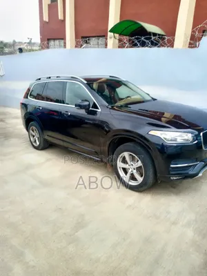 Volvo XC90 T5 Momentum AWD (2.0L 4cyl 8A) 2017 Black