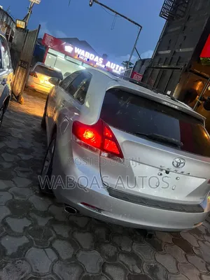 Toyota Venza 2011 Silver