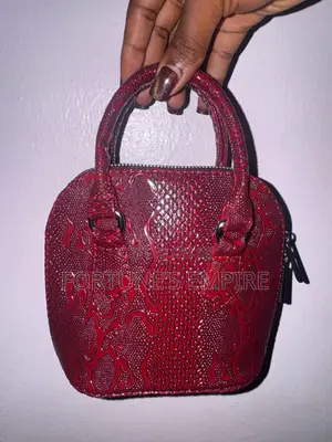 Mini Moon Bag