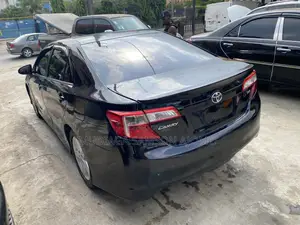 Toyota Camry SE 4dr Sedan w/Prod. End 11/13 (3.5L 6cyl 6A) 2014 Black