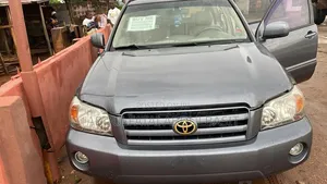 Toyota Highlander Limited V6 2005