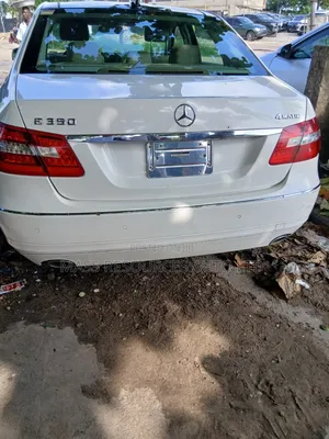 Mercedes-Benz E350 2012 White