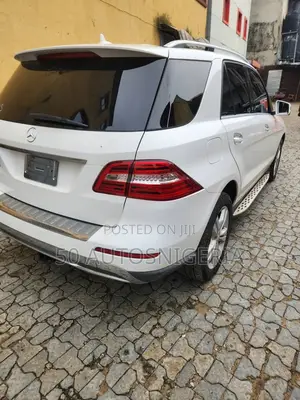 Mercedes-Benz M Class ML350 4MATIC 4dr SUV AWD (3.5L 6cyl 7A) 2015