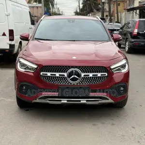 Mercedes-Benz GLA 250 2021 Red