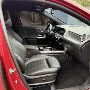 Mercedes-Benz GLA 250 2021 Red