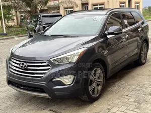 Hyundai Santa Fe Limited 4dr SUV AWD w/Saddle Interior (3.3L 6cyl 6A)