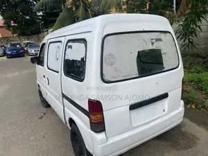 Suzuki Every Wagon 2002 White