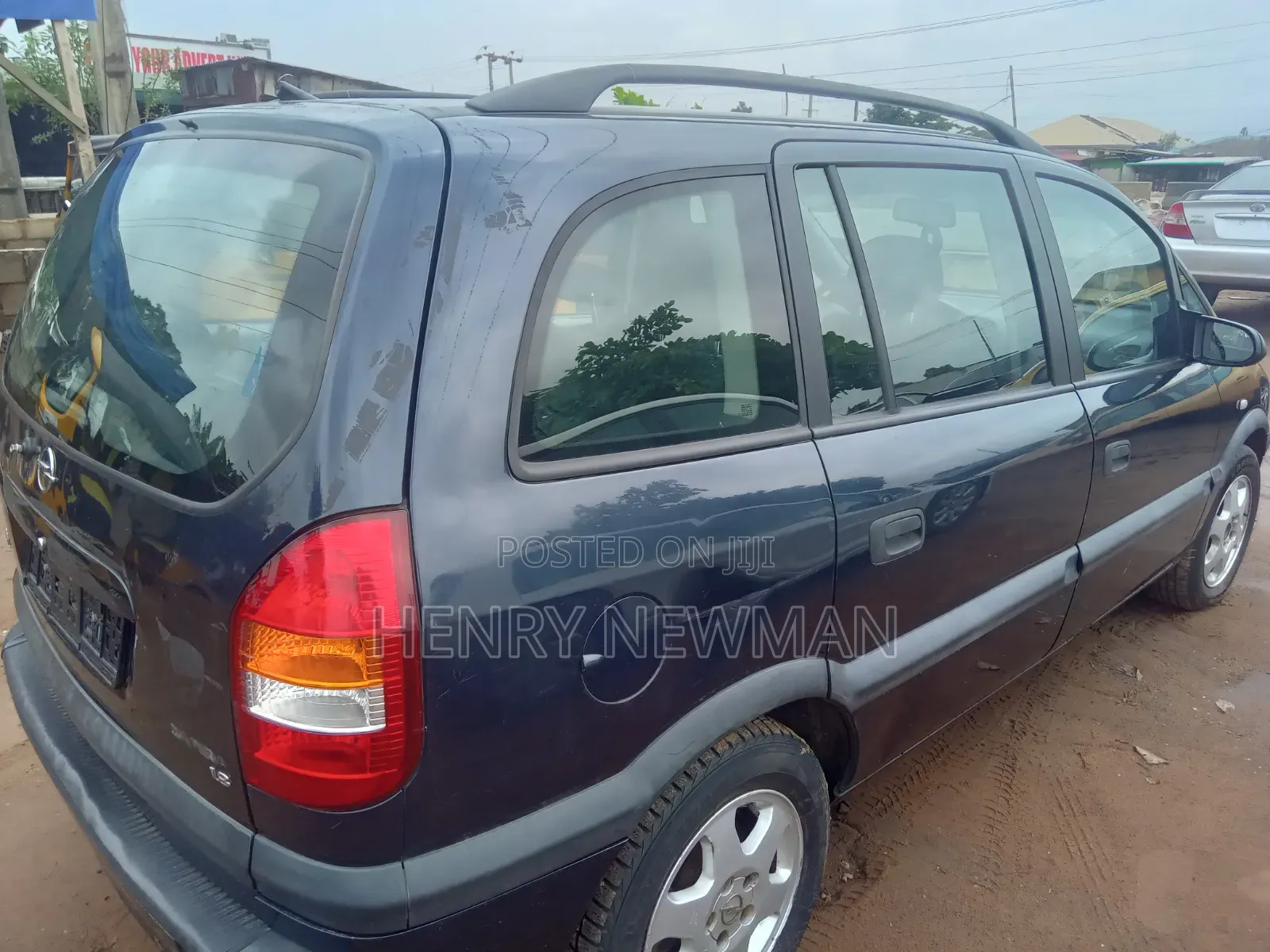 Opel Vivaro 2002 Black