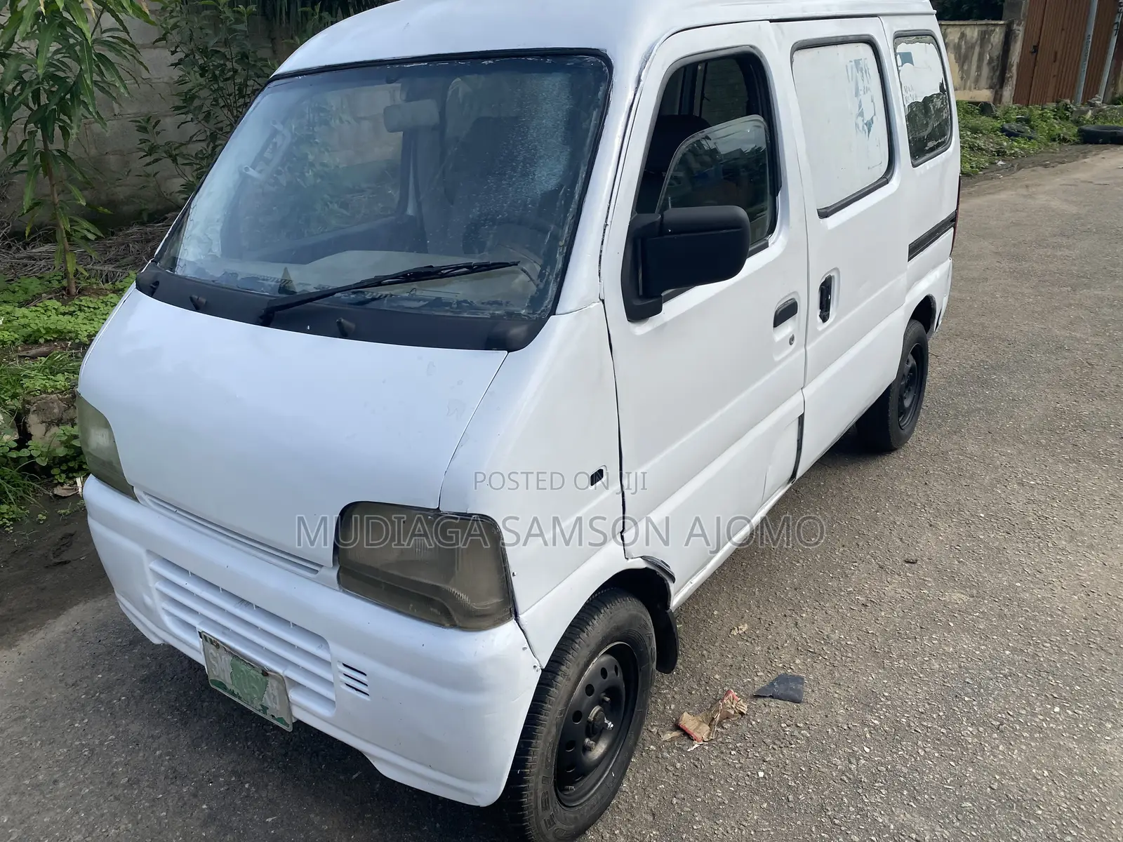 Suzuki Every Wagon 2002 White