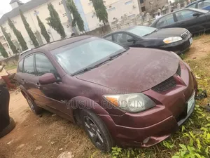 Pontiac Vibe Automatic 2004 Maroon
