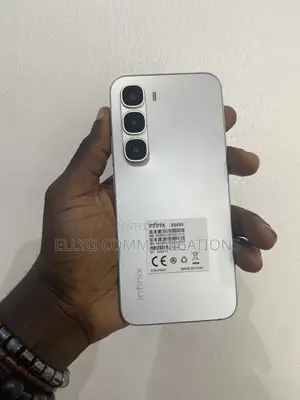 New Infinix Hot 60 Pro 256 GB Silver