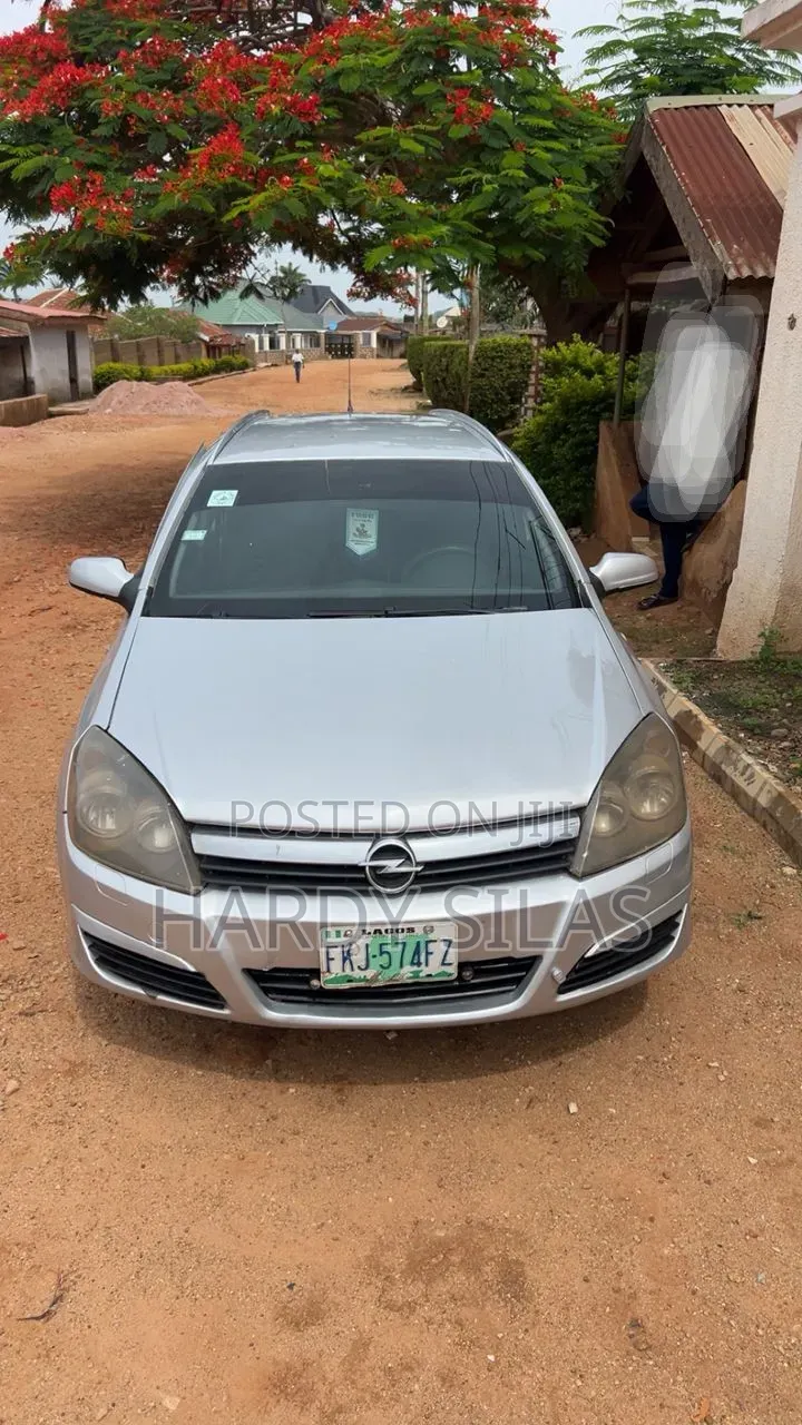 Opel Astra 2007 Silver