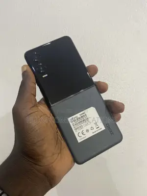 New Infinix Zero Flip 512 GB Black