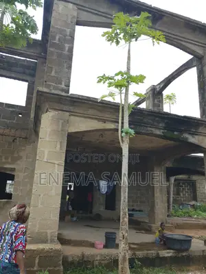 7bdrm House in Makurdi for sale
