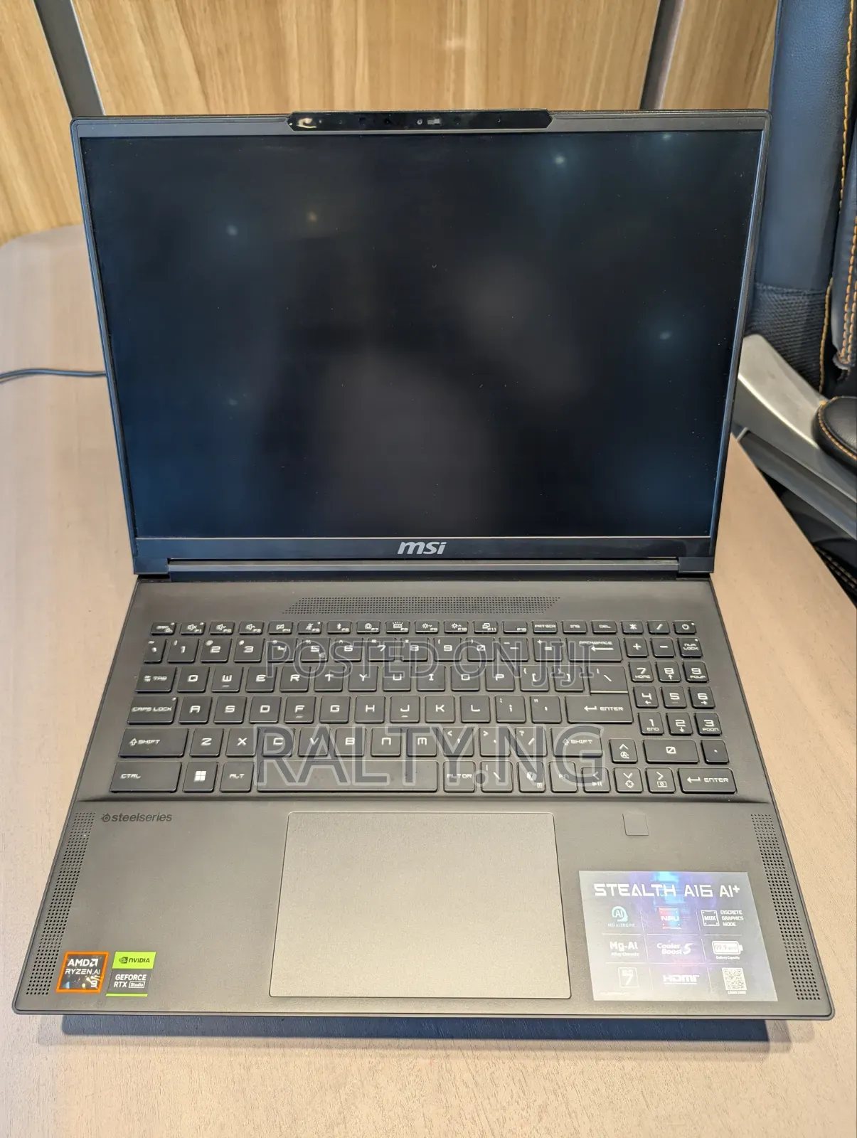 Laptop MSI 32GB AMD Ryzen 9 SSD 1T