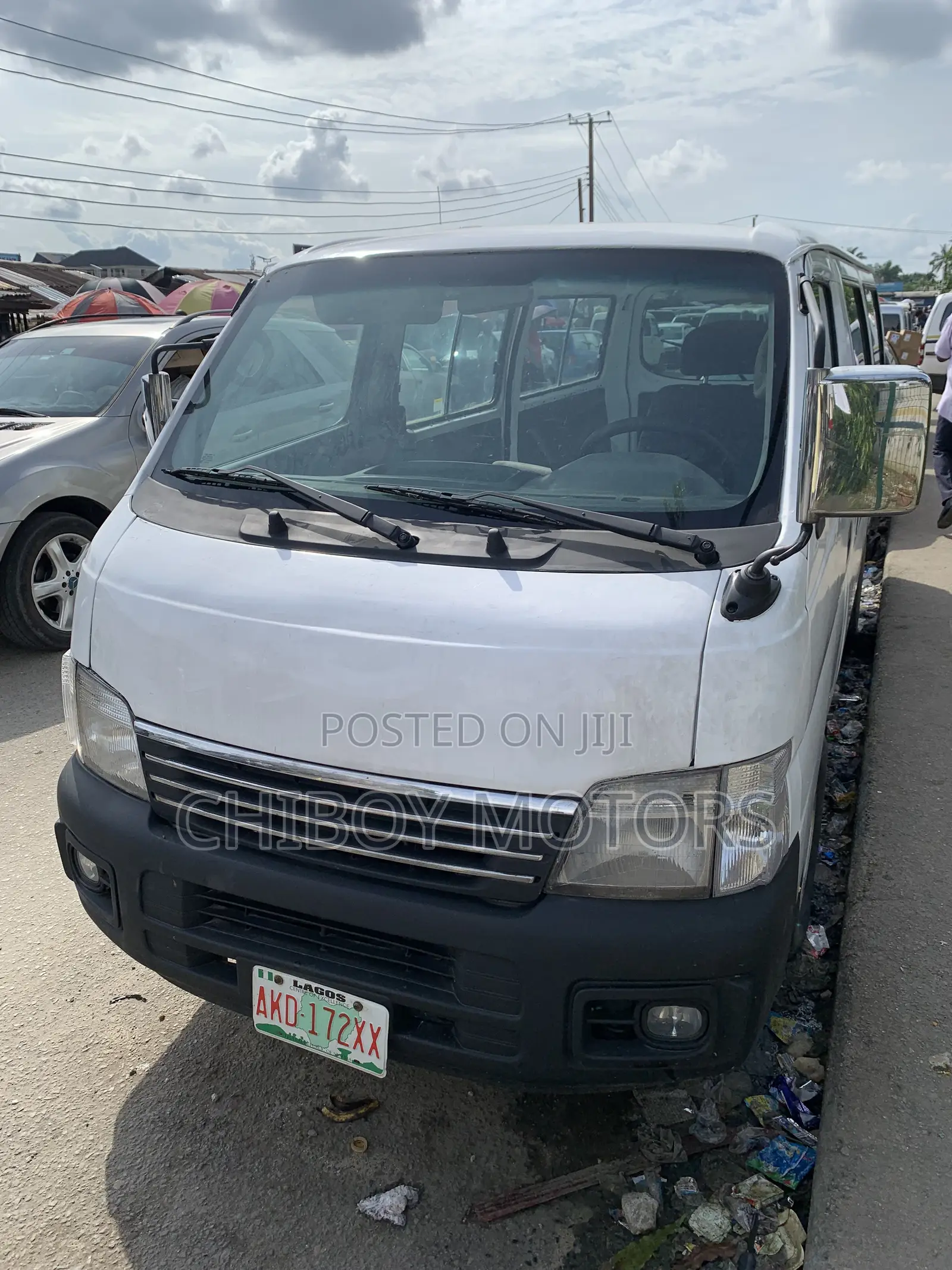 Nissan Caravan (Urvan) 2008 White