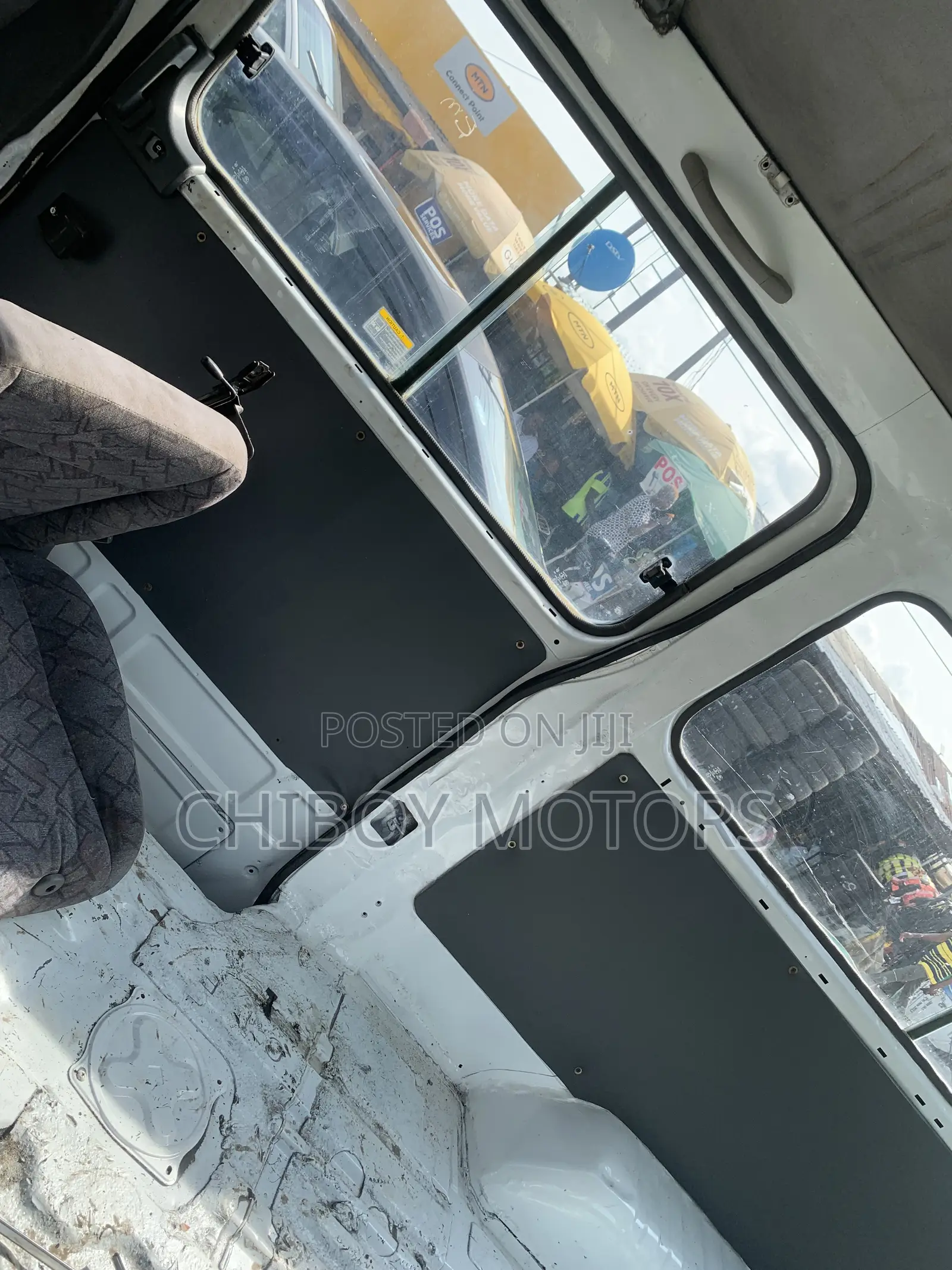Nissan Caravan (Urvan) 2008 White