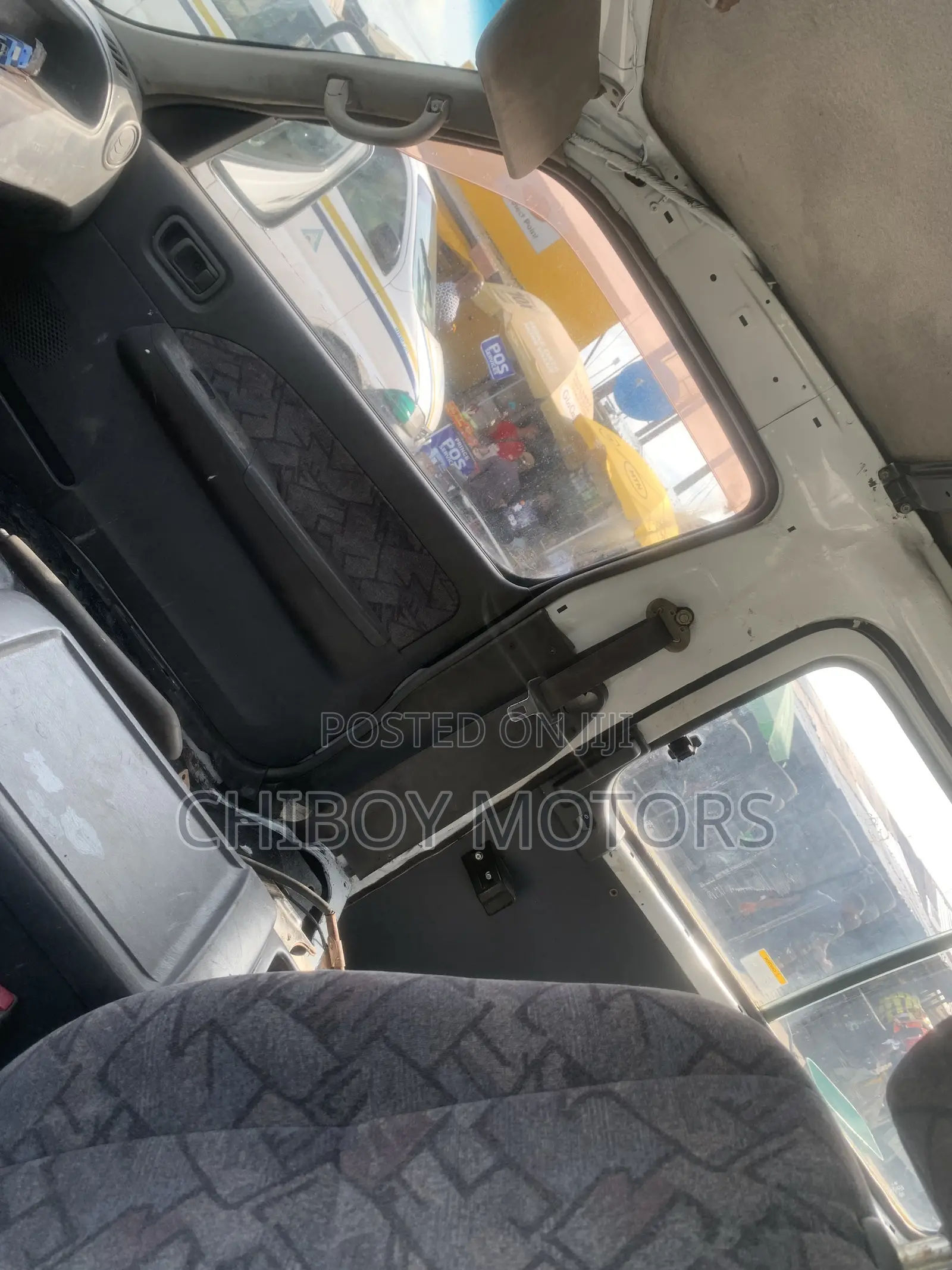 Nissan Caravan (Urvan) 2008 White
