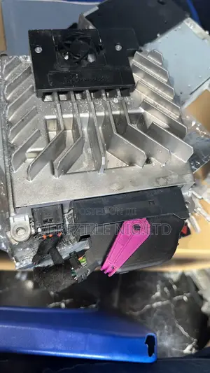 GLC / C Class Amplifier Mercedes Benz 2017