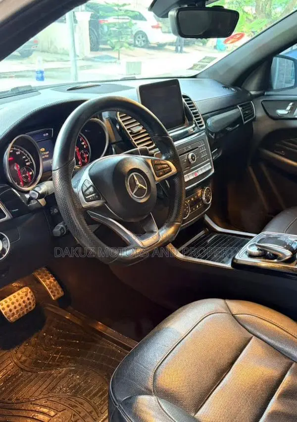 Mercedes-Benz GLE-Class 2017 White