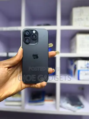 Apple iPhone 16 Pro 128 GB Black