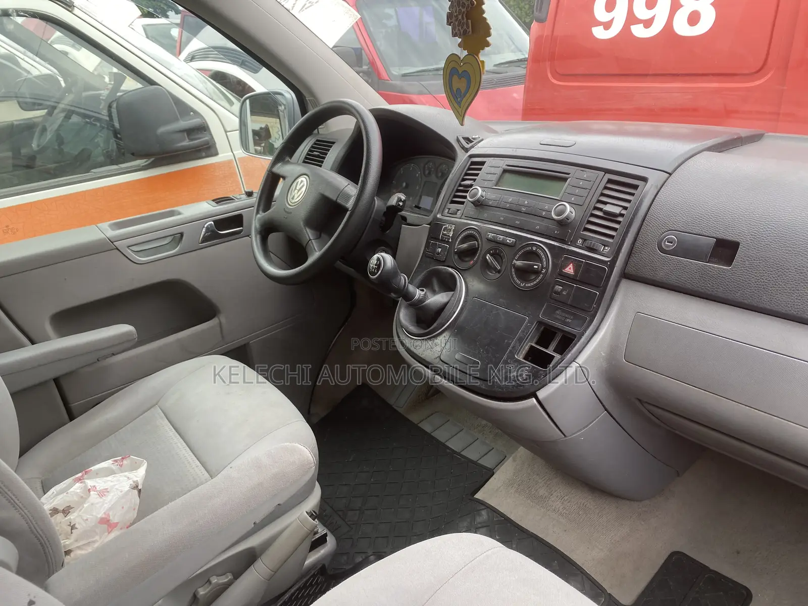 Volkswagen Transporter 2014 Silver