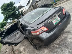 Toyota Camry 2009 Gray