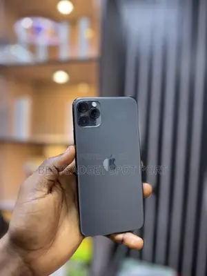 Apple iPhone 11 Pro Max 64 GB